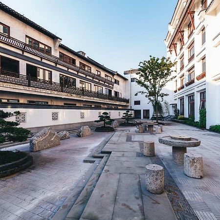 Atour Hotel Haining Leather City South Gate Exteriör bild