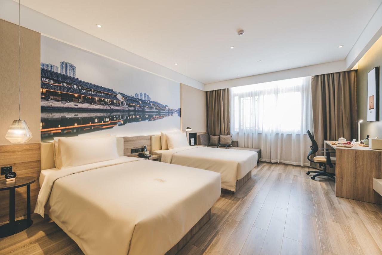 Atour Hotel Haining Leather City South Gate Exteriör bild