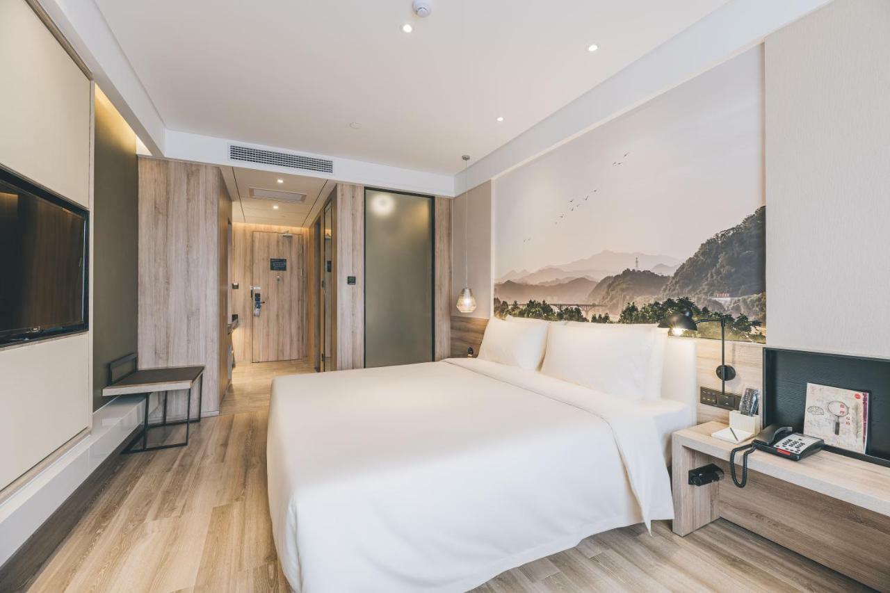 Atour Hotel Haining Leather City South Gate Exteriör bild
