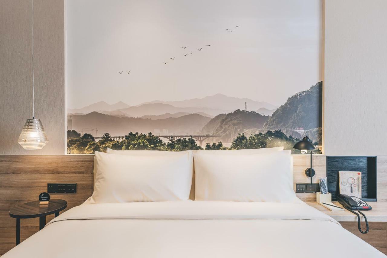 Atour Hotel Haining Leather City South Gate Exteriör bild
