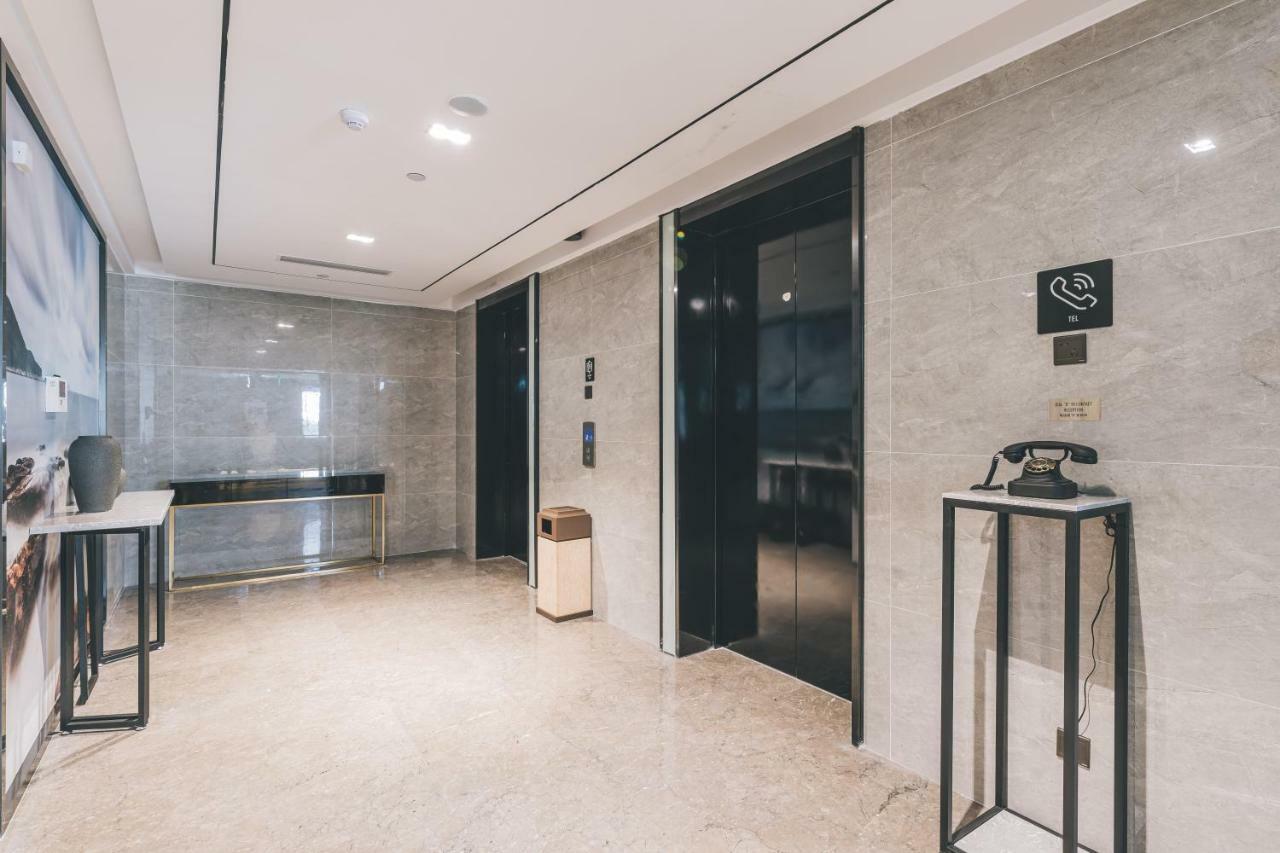 Atour Hotel Haining Leather City South Gate Exteriör bild